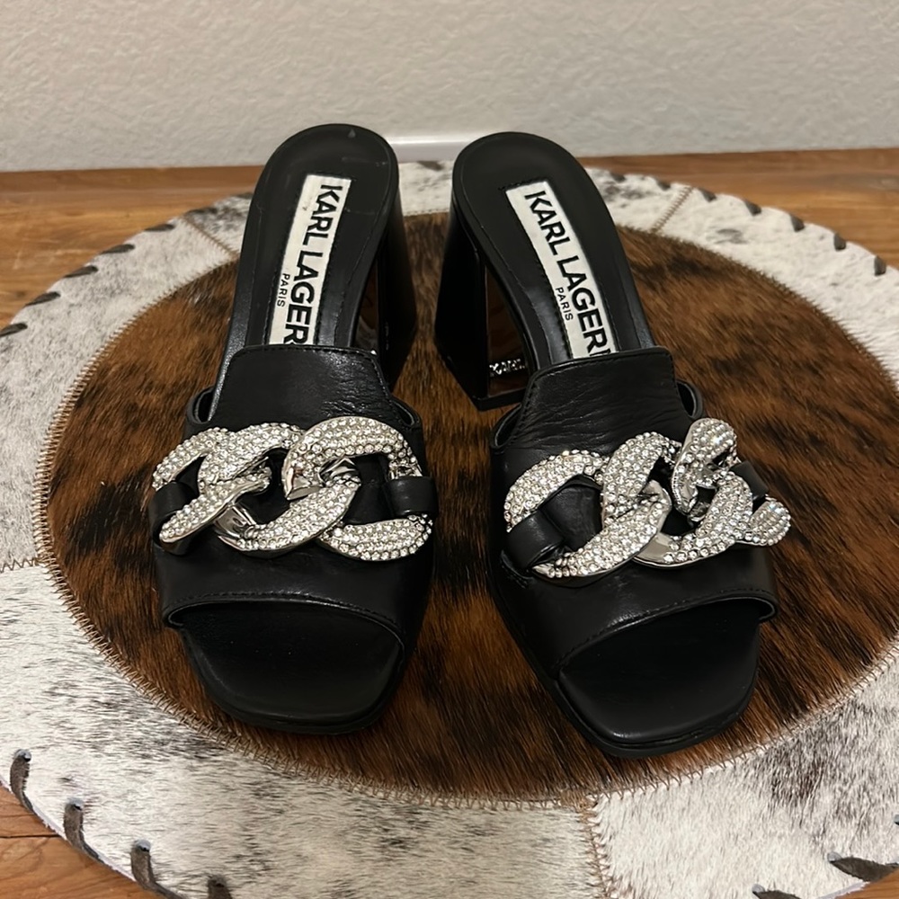 Karl Lagerfeld size 6 sandals